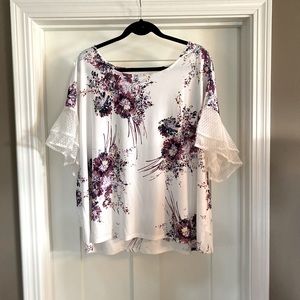 Maurice’s woman’s floral blouse